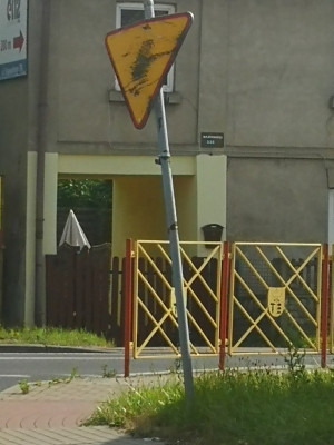 Zdjęcie 1 przedstawia problem zgłoszony w tym alercie