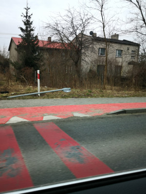 Zdjęcie 2 przedstawia problem zgłoszony w tym alercie