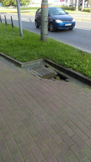 Zdjęcie 1 przedstawia problem zgłoszony w tym alercie