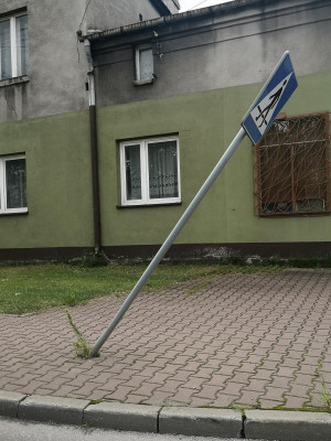 Zdjęcie 1 przedstawia problem zgłoszony w tym alercie
