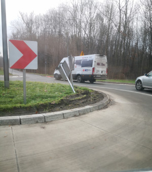 Zdjęcie 1 przedstawia problem zgłoszony w tym alercie